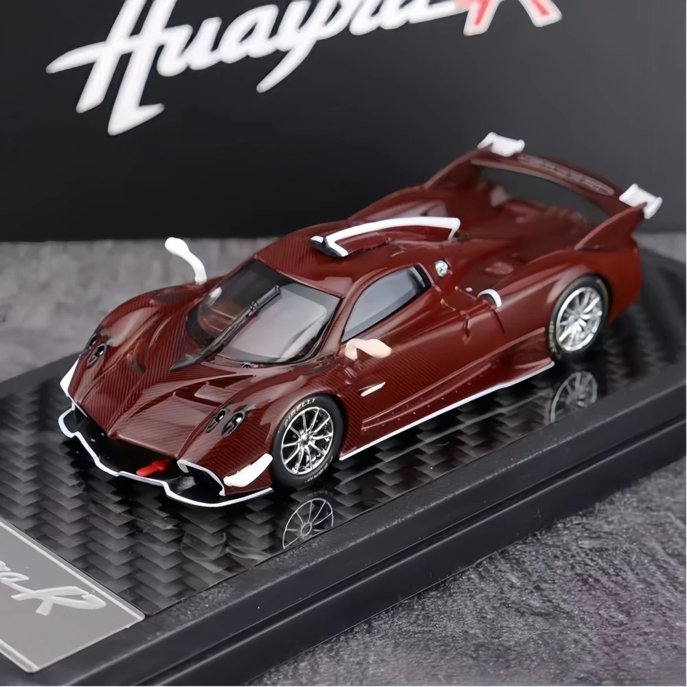 

LCD 1:64 Huruya R Dieacst Model Car