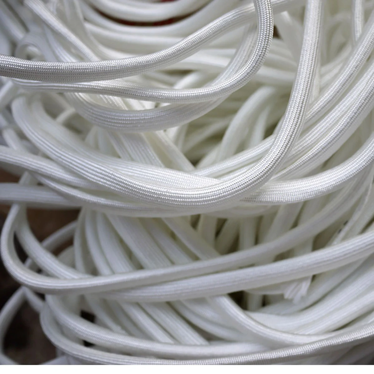 1/2/5M diametro 1mm - 50mm tubo in fibra morbida intrecciata bianca guaina del cavo isolante tubo in fibra di vetro 600 ° c ad alta temperatura