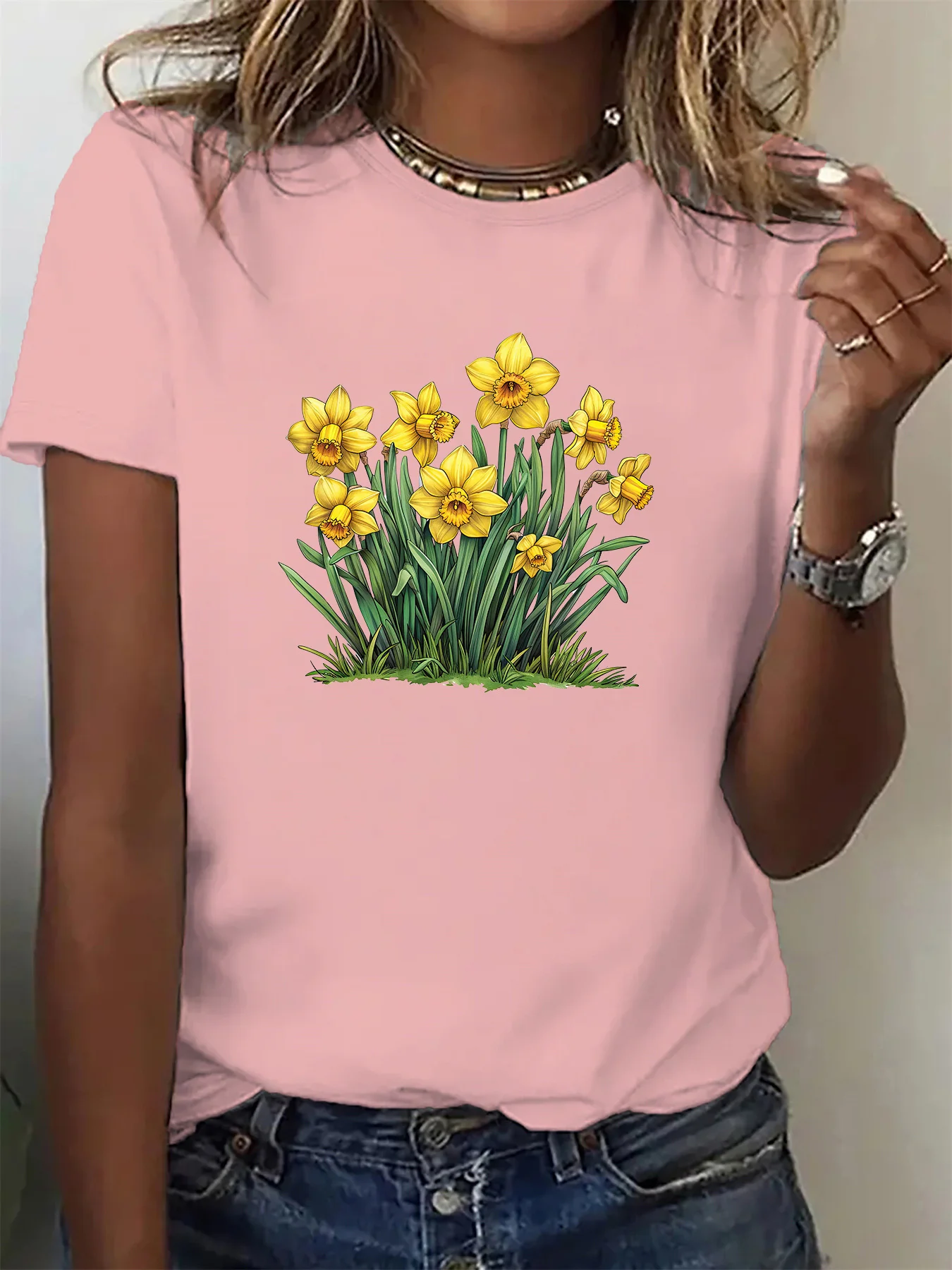 Fashionable New Women's Round Neck Design, Trendy Small Yellow Flower Pattern Printing Daily Casual and Comfortable T-shirt