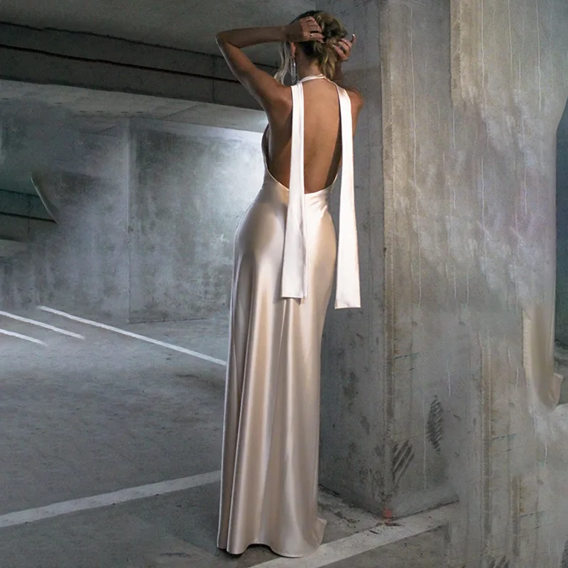 Frauen Neckholder Bandage Satin Langes Kleid Sexy Ärmelloses Rückenfreies Paket Hüfte Schlitz Party Kleider Weibliche Hohe Taille Kleider