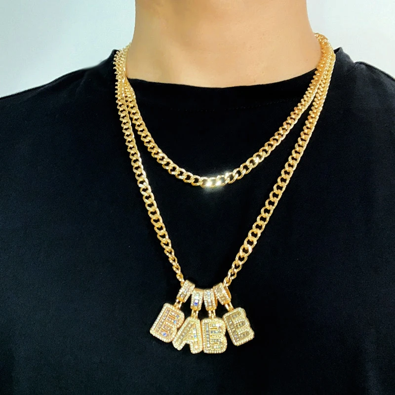 FLOLA Chunky Bubble Letter Necklaces for Women Men Copper Gold Plated 26 Letters Necklaces Name Jewelry nker69
