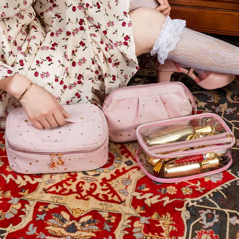 

Bronzing velvet toiletry bag Nordic style women portable large capacity storage travel toiletry bag