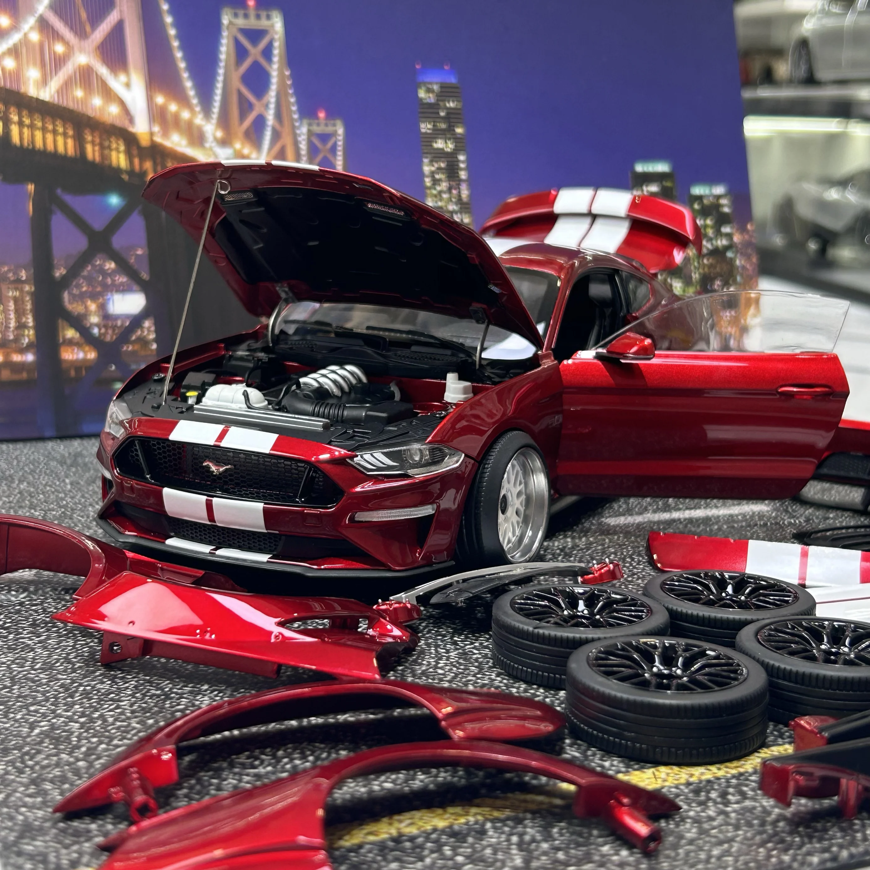 

Diecast Master 1:18 Scale Ford Mustang 2019 Alloy Car Model Collectible Toy Gift Souvenir Display Ornament