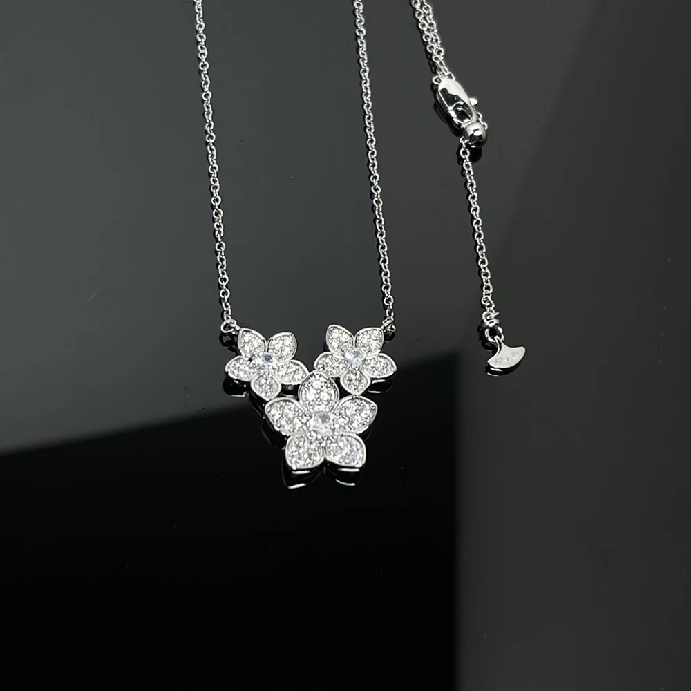 925 selling silver necklace, floral necklace. Luxurious necklace for attending cocktail parties