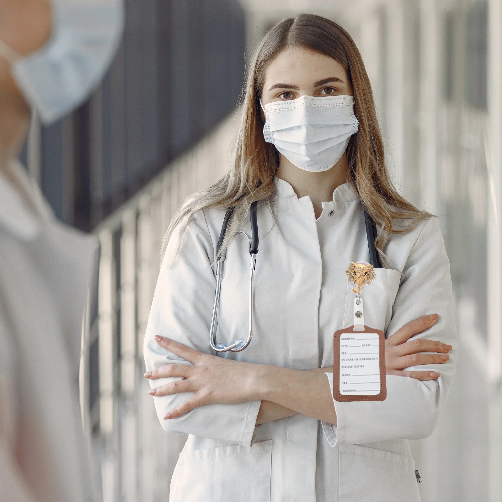 

Elegant Retractable Badge Holder Metal Elephant Clip Secure Belt Design for Id Badges Cards Swiping Access Fast Delivery