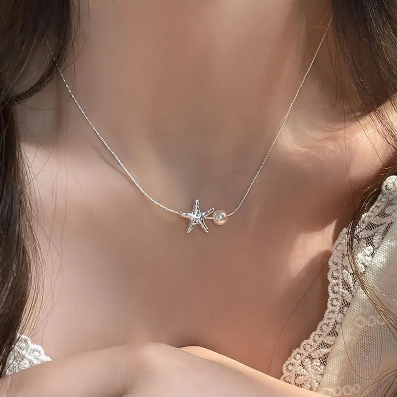 Minimalist Starfish Pearl Necklace for Women Unique Design Clavicle Chain Delicate Star Pendant Fashion Jewelry Gift Accessory