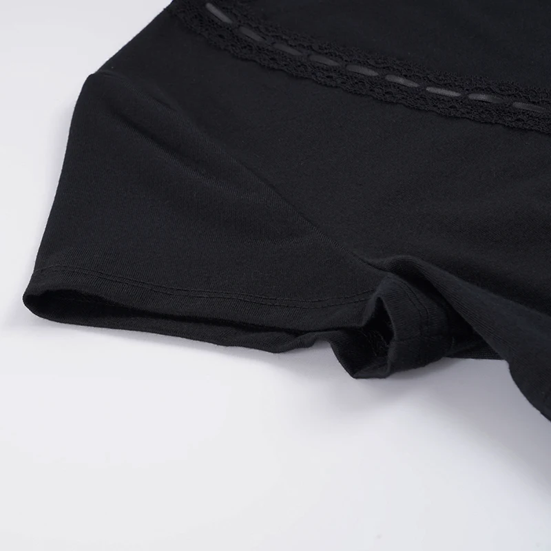 SUCHCUTE Schwarzes Spitzen-Patchwork-T-Shirt mit V-Ausschnitt und kurzen Ärmeln für Damen, passend zu einfarbigen Basic-Tops, Sommer-Outfits, Y2k-T-Shirt, lässig – Detail 12