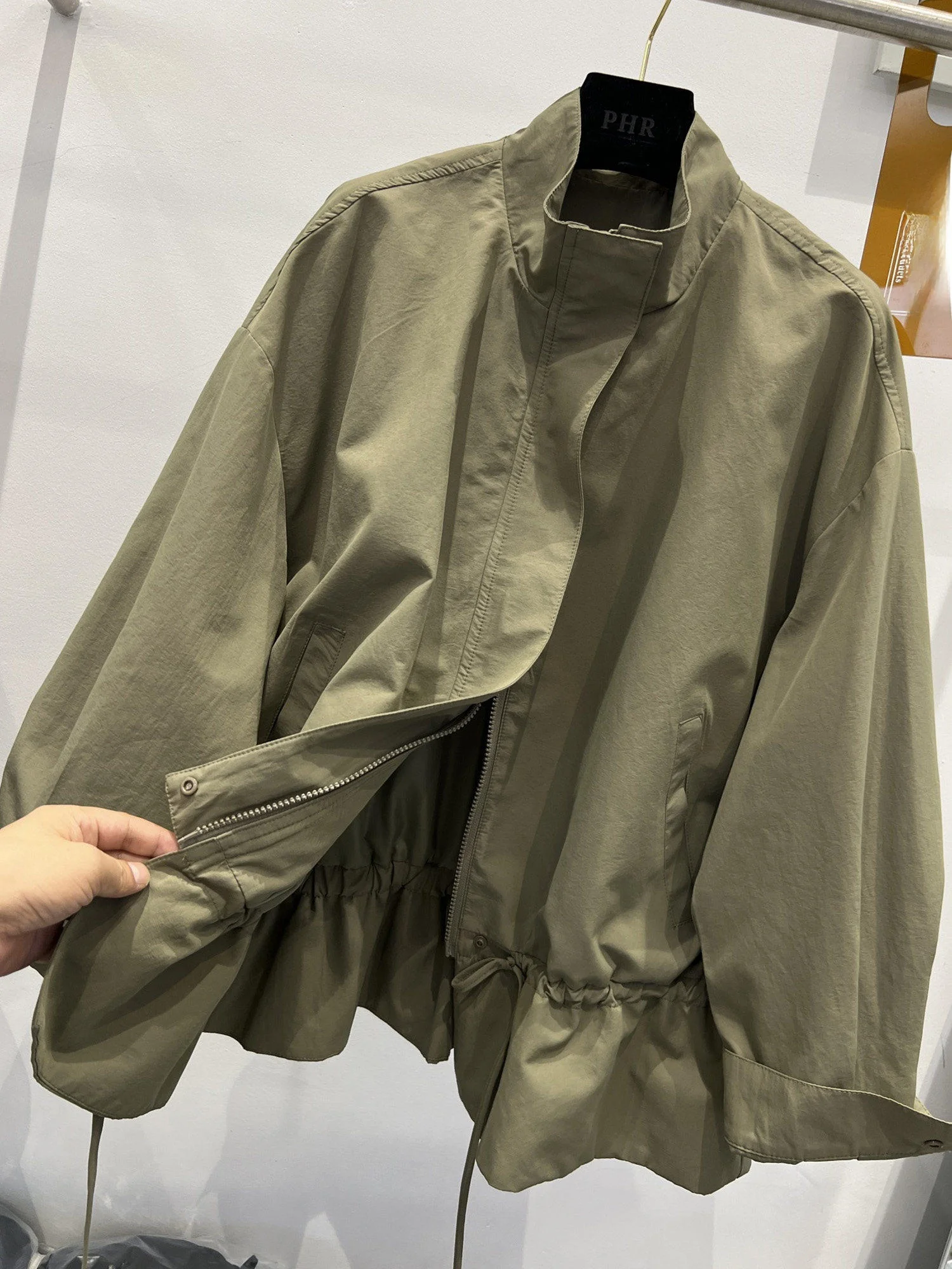 american-casual-stand-collar-loose-hem-dstring-flower-design-workwear-jaet-women-spring-versatile-casual-long-sve-zipper