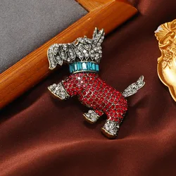 Vintage Cute Puppy Dog Brooches For Women Men Bright Rhinestone Schnauzer Dog Animal Brooch Backpack Pins Party Casual Jewelry