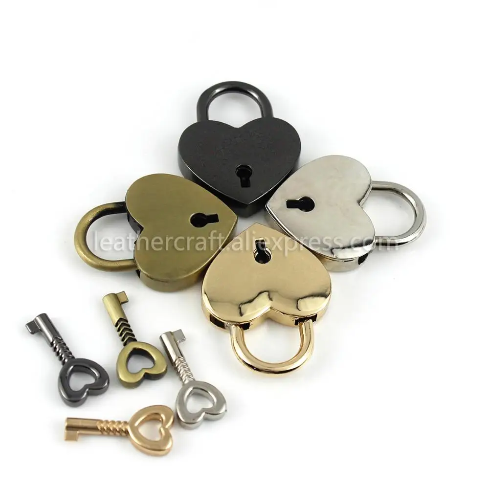 1 Pcs Heart Shape Vintage Metal Mini Padlock Bag Suitcase Luggage Box Key Lock With Key