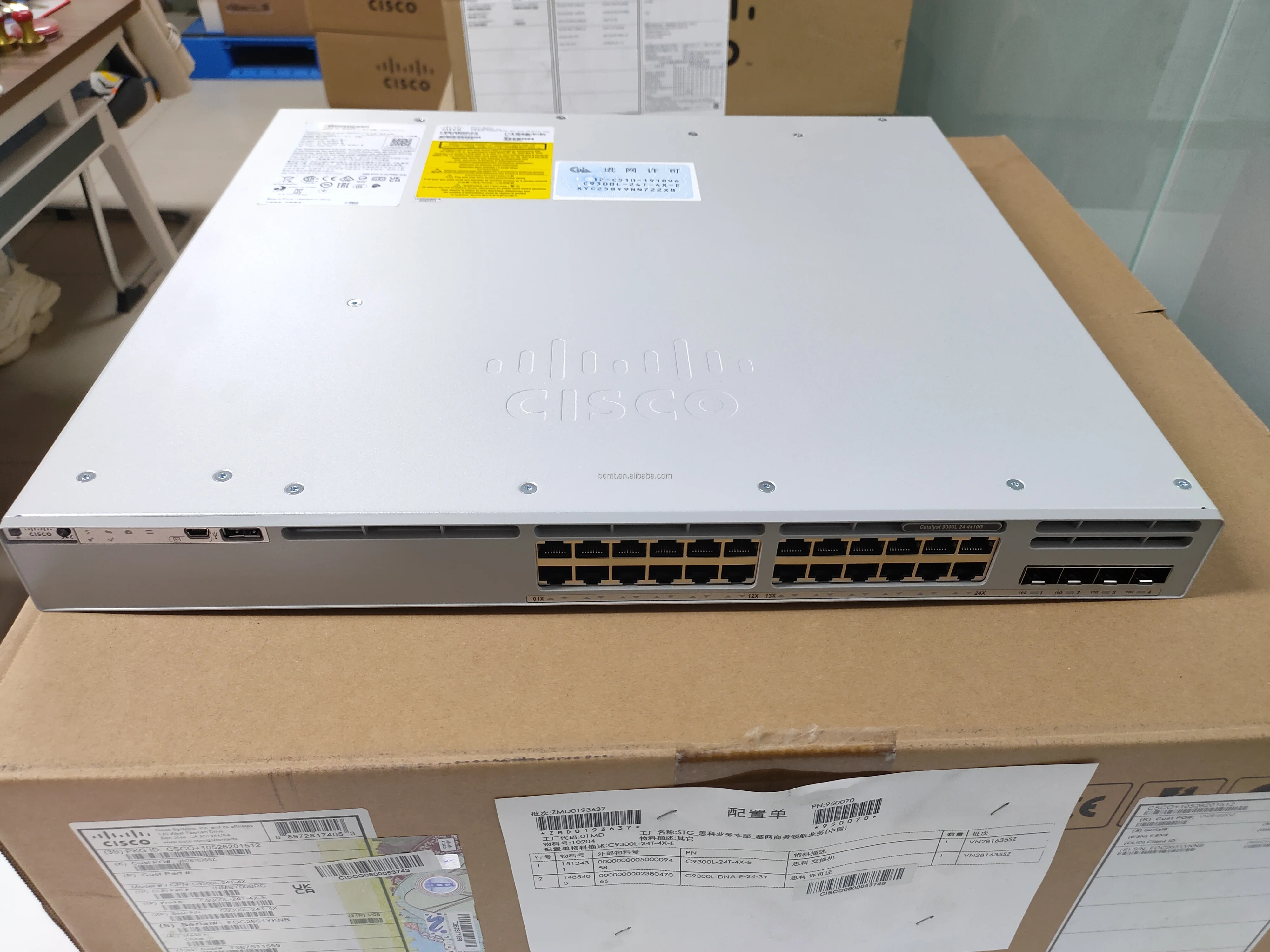 C9300X-24Y-A 24포트 25G/10G/1G S - Switch 24 Port 10G Uplink 리뷰 및 가격