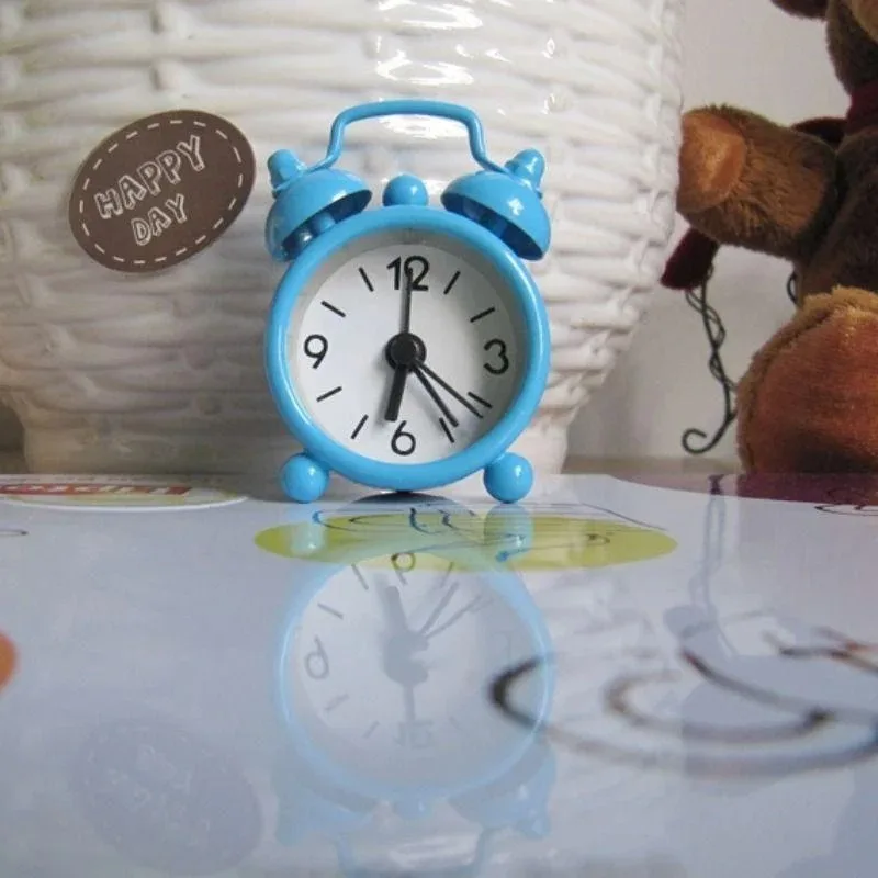 40mm Mini Metal Alarm Clock Portable Home Outdoor Lovely Cartoon Watch Retro Gift for Children Friends Metal Alarm Clock