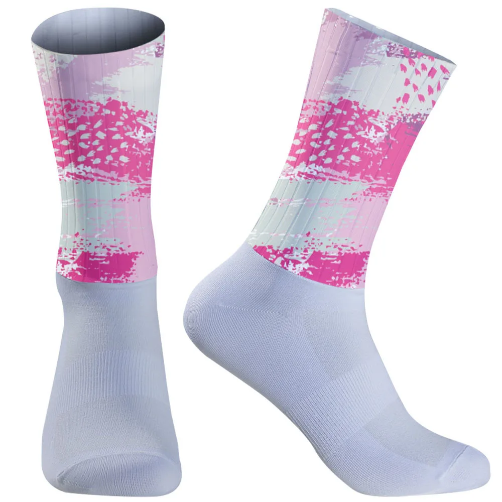 

Новинка 2025 года. Дизайн усиления пятки обеспечивает стабильную посадку к пятку, предотвращает скольжение и смещение.