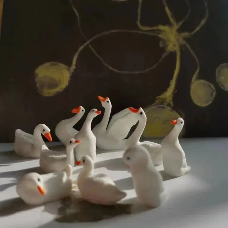 10pcs Micro landscape small ornaments realistic cute mini swan resin ornaments decoration