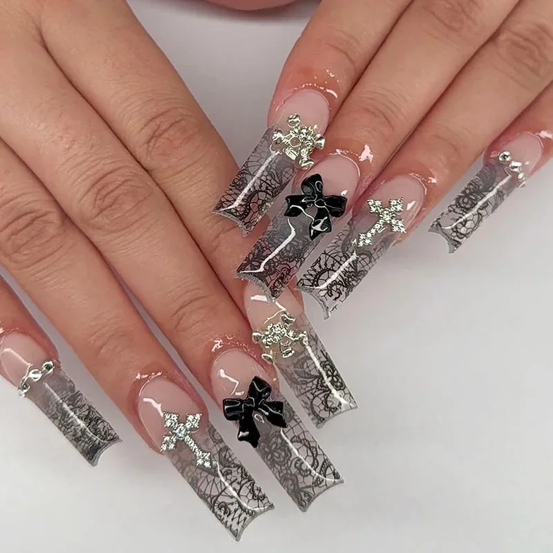 Uñas postizas con lazo negro para mujeres y niñas, 24 piezas, Cruz de diamante, escalera larga, patrón de arena, presione en la punta de las uñas, usable