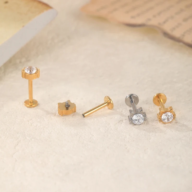 1 قطعة G23 التيتانيوم داخليا الموضوع Labret مسمار شفة مسطحة ميدوسا ثقب تشيكوسلوفاكيا القط الغضروف قرط الاذن المرصع ثقب المجوهرات