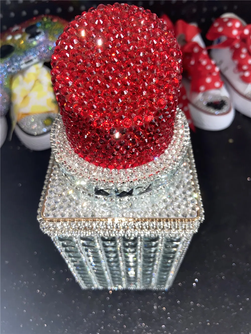 Customized Rhinestones Red Lipstick Shoulder Bags Women Handbags Evening Purse Fashionable Designer Handbags Luxury storage bag