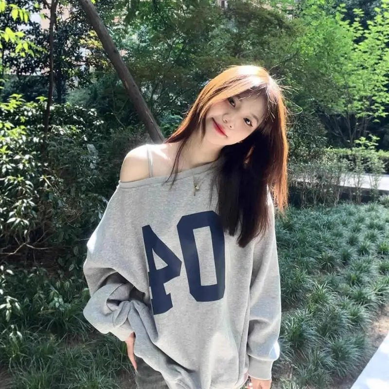 خريف شتاء 2025 جديد متعدد الاستخدامات بلايز غير رسمية الأمريكية الرجعية مطبوعة لطيف مائل الرقبة هوديي فضفاض طالب سميكة الدافئة الملبس