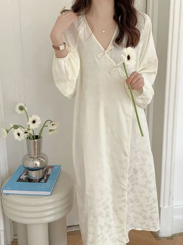 

150kg Plus Size Chinese Style Pajamas Satin Silky Maxi Dress Summer V-neck Nightgown Can Be Worn Outside Loungewear Sleepwear