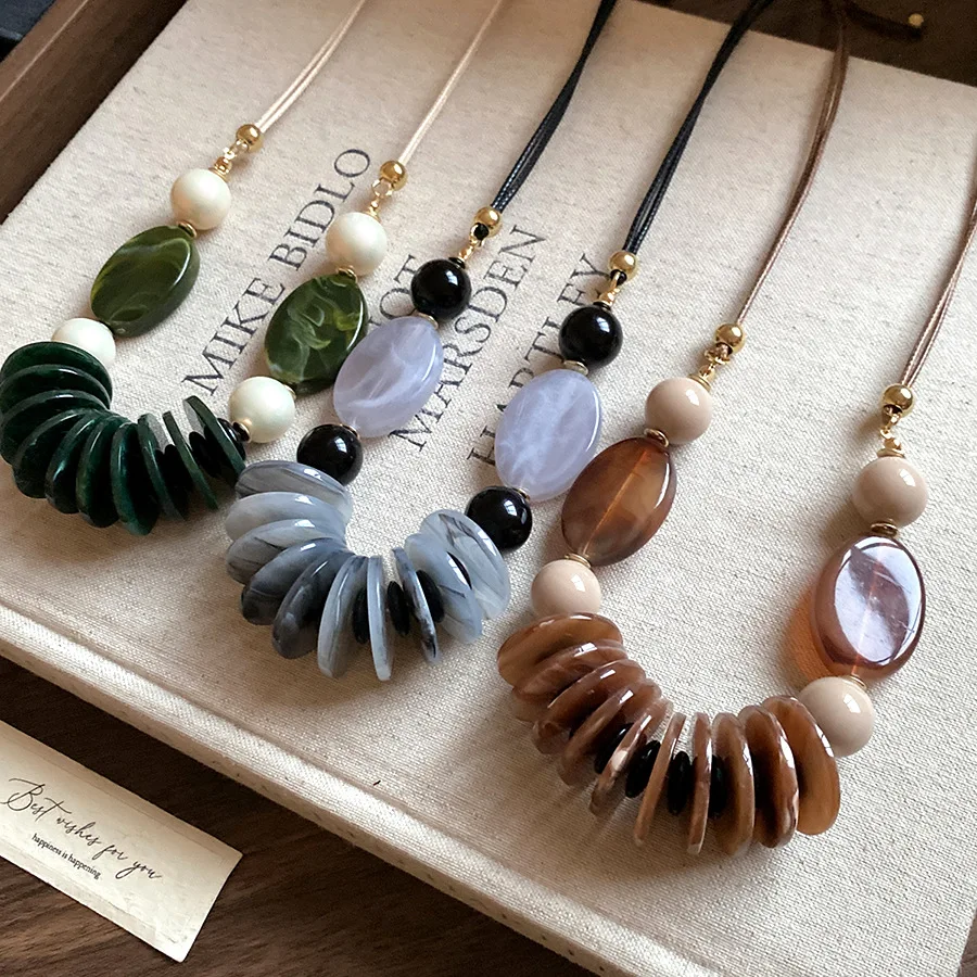 Retro Double-layer Acrylic Pendant Necklace Leather Oval Imitation Pearl Necklace Fashionable Temperament Woman Daily Jewelry K