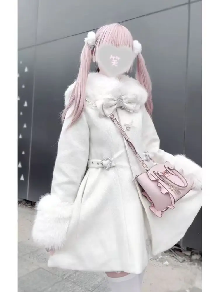 شتاء جديد اليابانية ضئيلة القوس معطف طويل الأكمام أزياء أنيقة الفراء طوق الدانتيل معطف المرأة تصميم شيك الحلو معطف القماش الصوفي