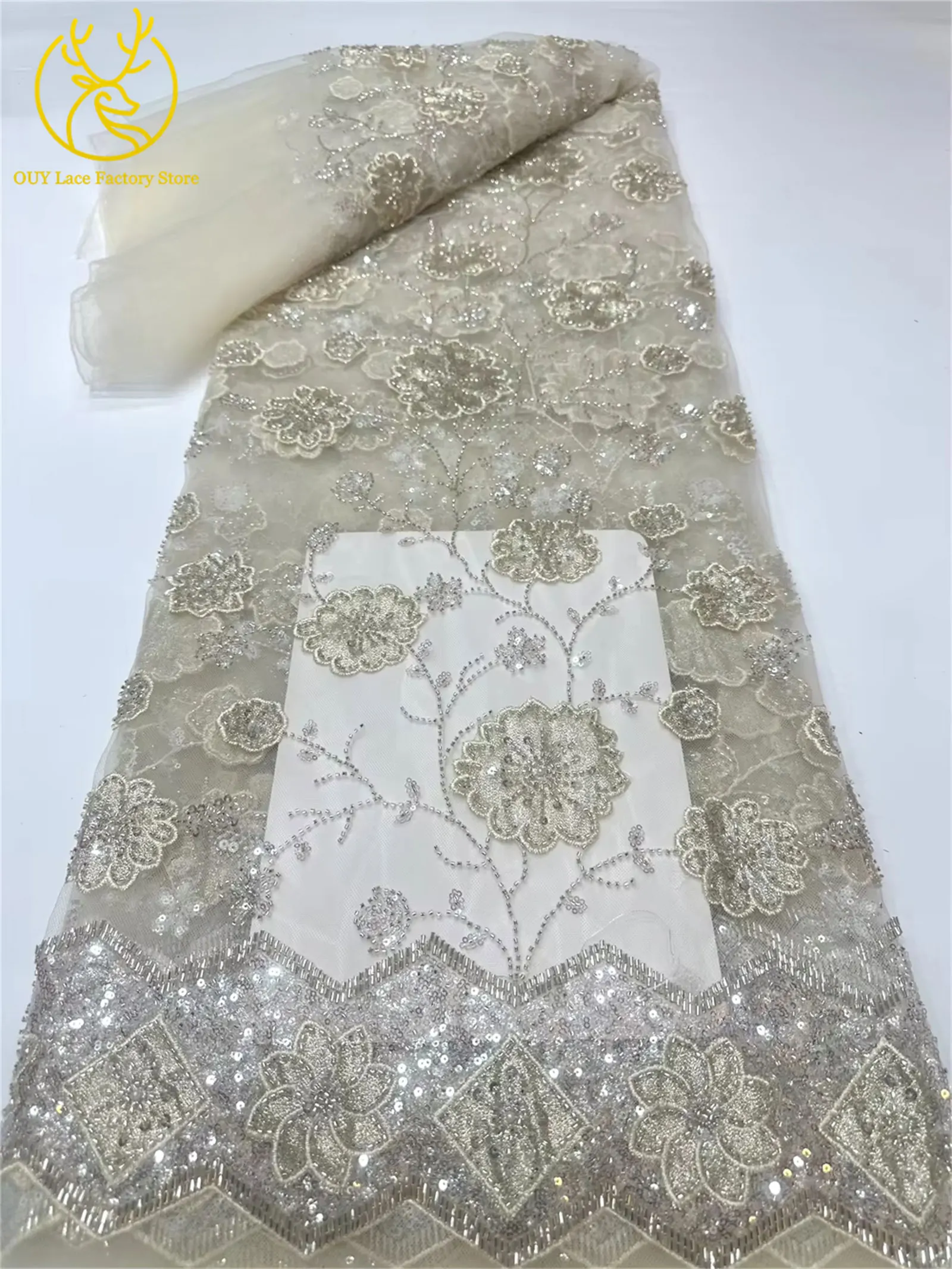 Französischer Groom-Spitzenstoff mit Stickerei und Perlen, afrikanischer Spitzenstoff, nigerianischer Tüllspitzenstoff für Hochzeitskleider und zum Nähen. – Detail 15