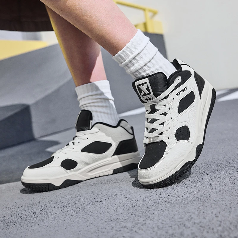 Xtep Yi Xing Cotton Shoes For Women 2024 Winter Durability Sports Shoes Trendy Retro Comfortable Stability Sneakers 876418370009