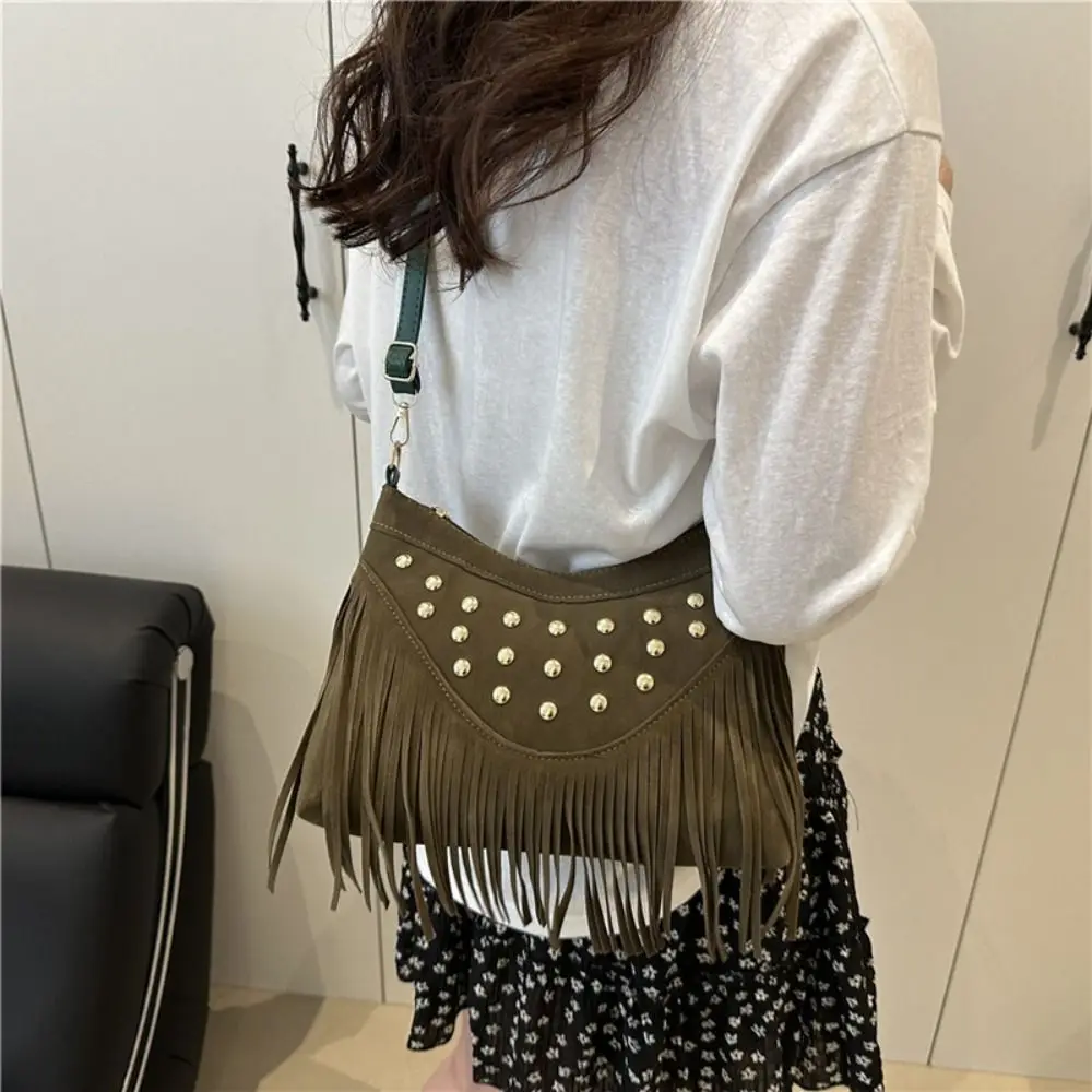 

Корейская винтажная сумка на плечо с заклепками, замшевая сумка с кисточками для подмышек, сумка в стиле бохо на молнии для девочек