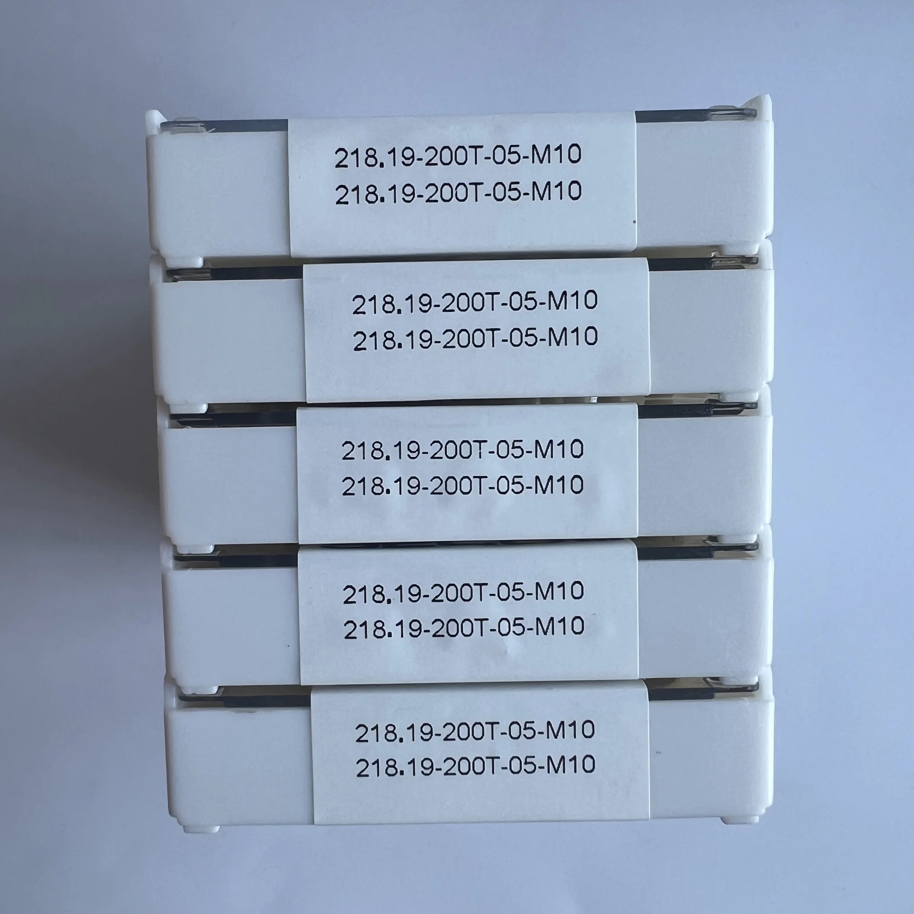

Carbide inserts for lathe 218.19-200T-05-M10,F40M