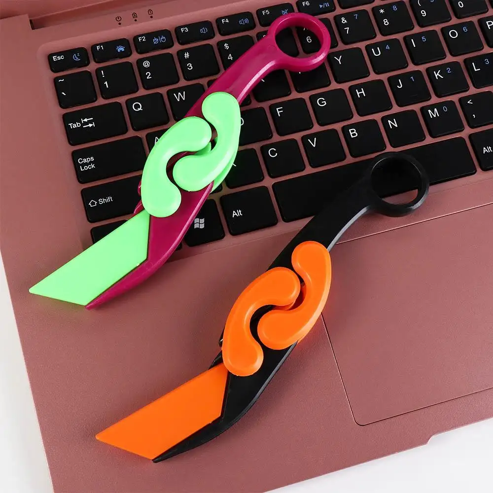 Carrot 3D Gravity Carrot Toy Gravity Push Card Gravity Carrot Fidgets Toy Foldable Fidgets Magnetic Gravity Paw Toy