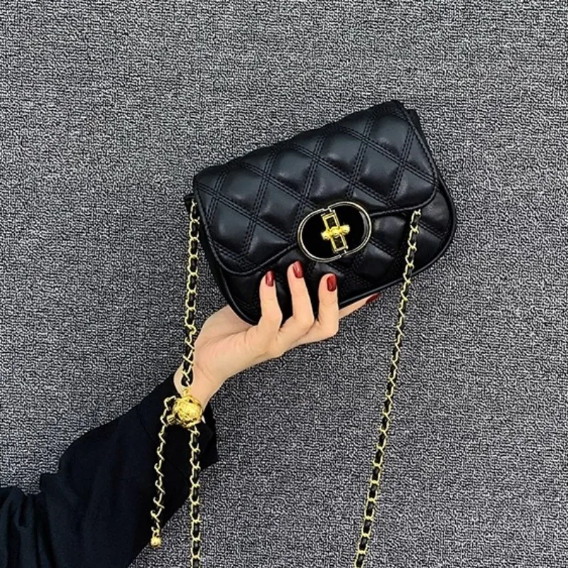 

Eco-Friendly Female Bag with Sustainable Materials Green Crossbody Shoulder Bag for Environmentally Aware Shoppers