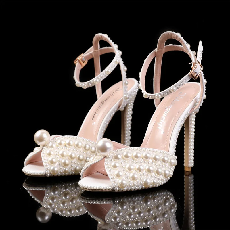 2023 New White Female Sandals Bridal Shoes Woman Fashion Thin Heel Big Pearl Girls Fashion Sandals Party Shoes Sandales Femmes