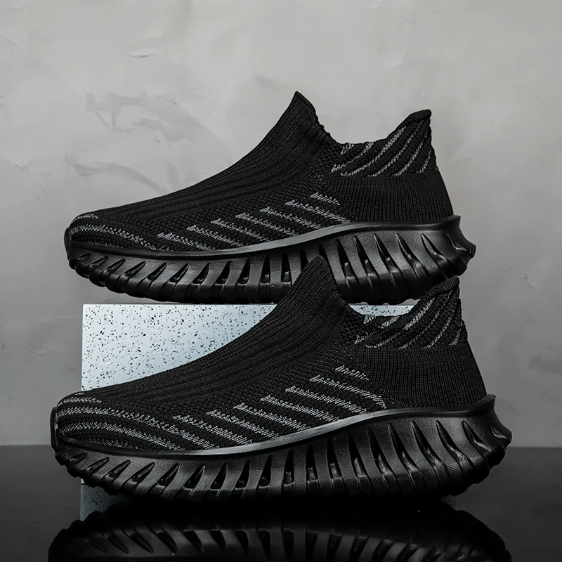 

Men Sock Shoes Women Running Thick Sole Fashion Casual Sneakers Breathable Sport Shoes Couple Walking Fashion Sneakers Shoes