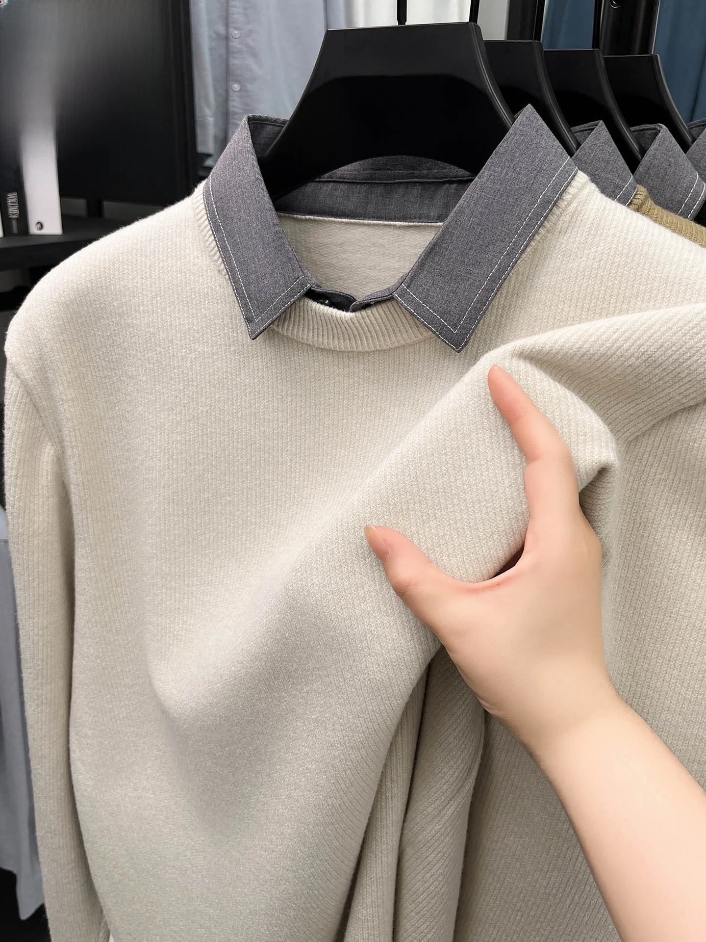 

Утепленный круглый вязаный свитер в повседневном стиле, модный, новый, зимний, мужской, с воротником-стойкой, комплект из двух предметов, мягкий полиэстер, нейлон