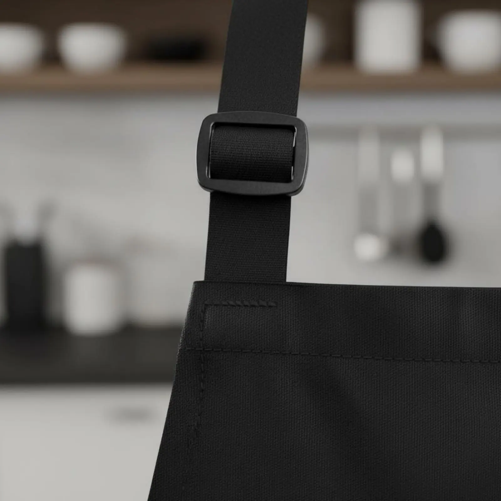 

Adjustable Bib Apron with Pockets Extra Long Waist Ties for All Genders Utility Apron Workwear for Hairstylists, Restaurant