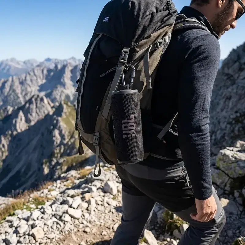 سماعة بلوتوث محمولة JBL Flip 7، مقاومة للماء والغبار IP68، باس عميق، تعزيز الصوت AI، عمر بطارية 16 ساعة، مناسبة للتخييم في الهواء الطلق - 5