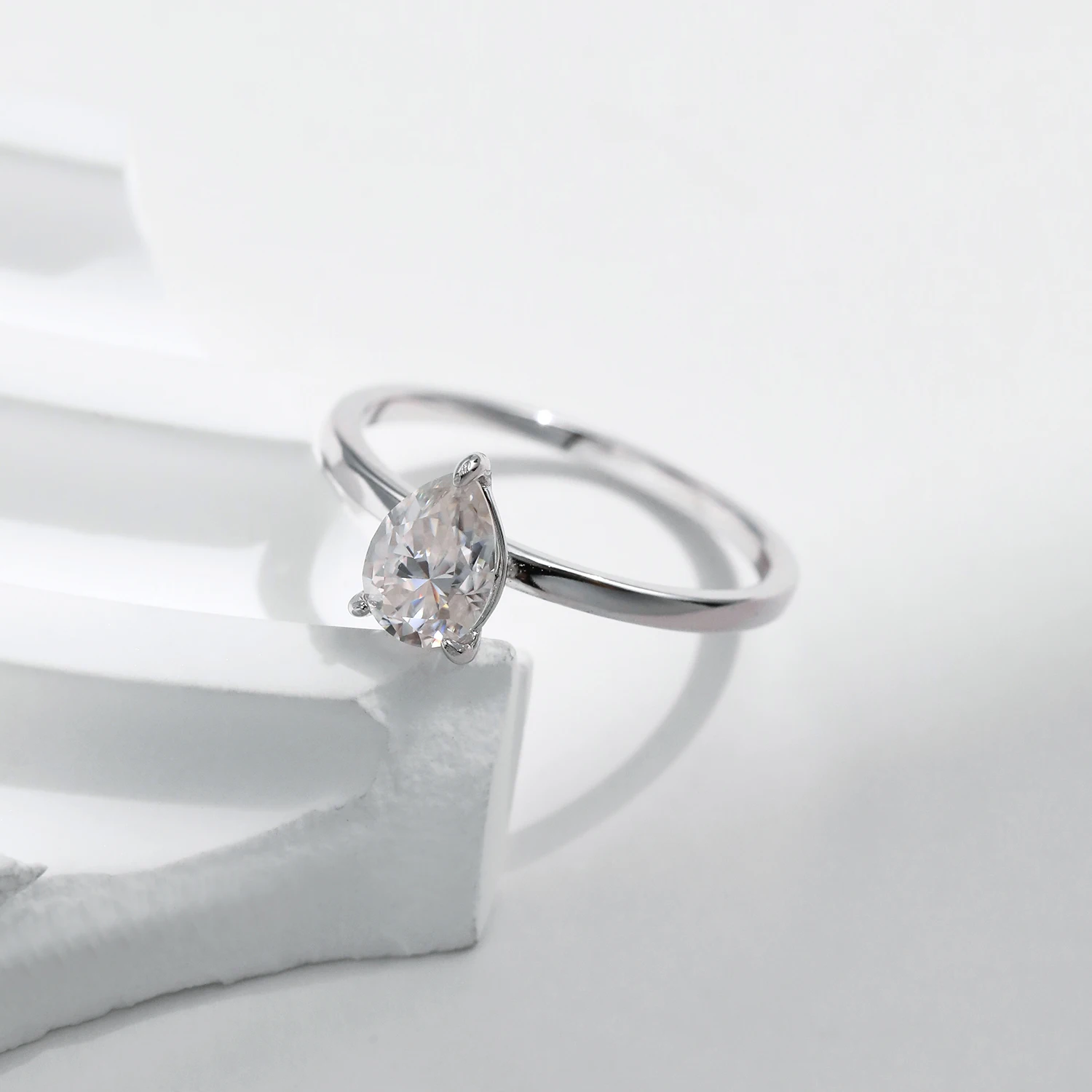 MODIAN D Color Pear Cut Moissanite Ring 925 Sterling Silver Water Drop Lab Diamond Wedding Rings For Women Wedding Fine Jewelry