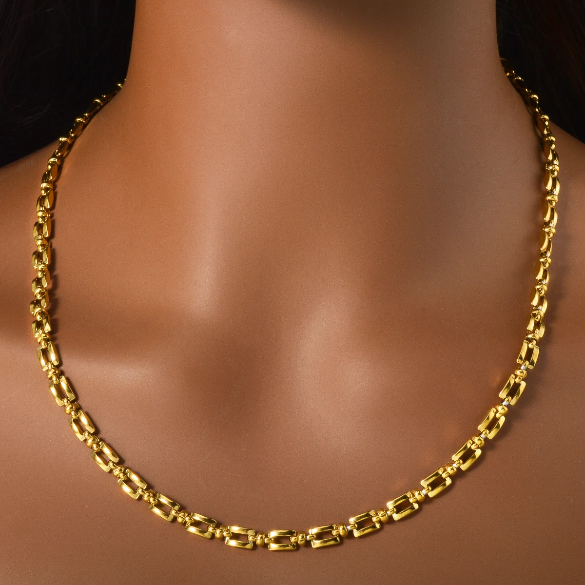 

Gold Color Rectangle Link Chain Necklace Women Jewelry Middle East Style Elegant Geometric Design Wedding Party Gift
