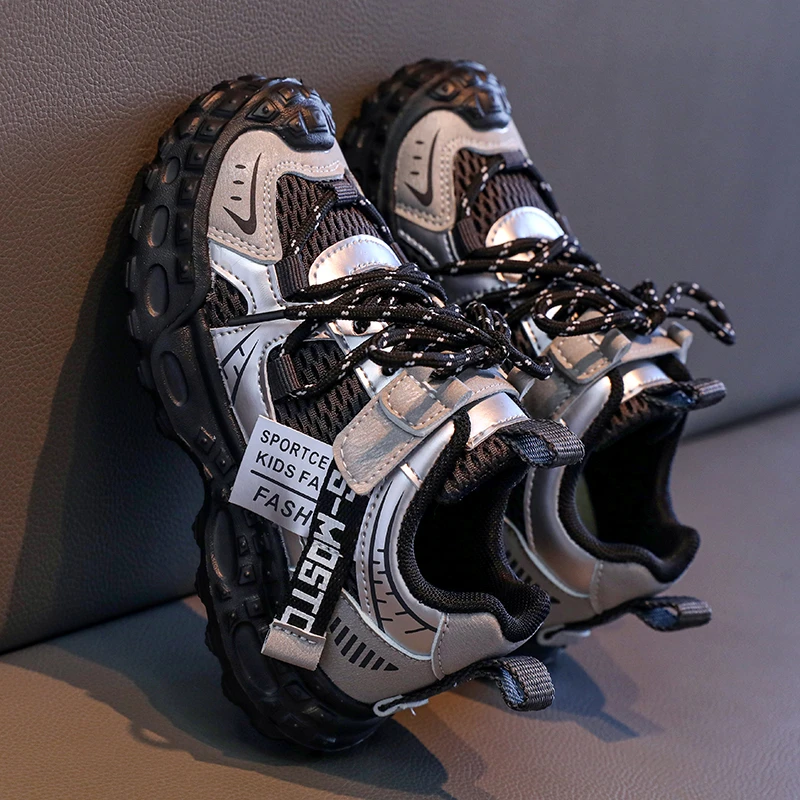 รองเท้าผ้าใบเด็กผู้ชายแบบหนา กันลื่น รองเท้าผ้าใบเด็กผู้หญิงแฟชั่น ระบายอากาศได้ดี รองเท้าลำลองสำหรับเด็กนักเรียน รองเท้าบาสเก็ตบอลอเนกประสงค์