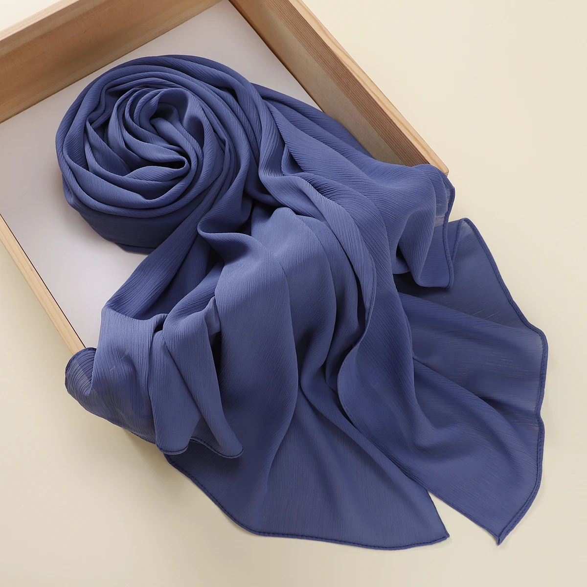 4pcs/Box Crinkle Chiffon Hijab Plain Crepe Scarf Malaysian Shawl Headscarf Custom Gift Box Muslim Women Headscarf