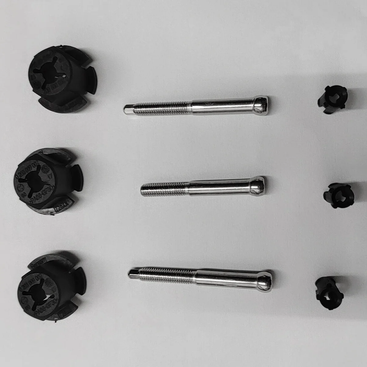 4H0998561 Black Control System Distance Sensor Hardware Kit For Golf For - A3 A4 A5 A6 A7 A8 Q5 Q7 RS4 For Skoda Octavia