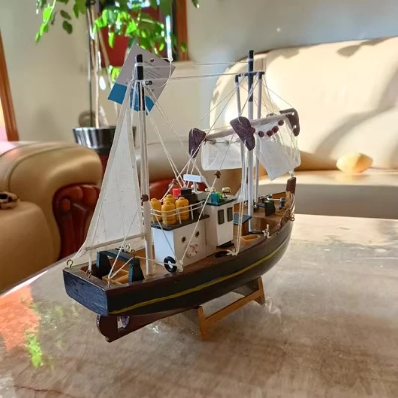 Adornos de velero mediterráneo de vela suave, modelo de barco de madera maciza europea, decoraciones ligeras, regalos de lujo, decoración del hogar
