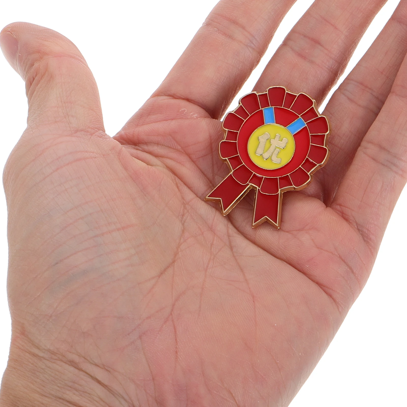 

Medal Badge Brooches Kindergarten Graduation Decorations Party Award Pins Trophy Badges Supplies Kids Lapel Pins Themed