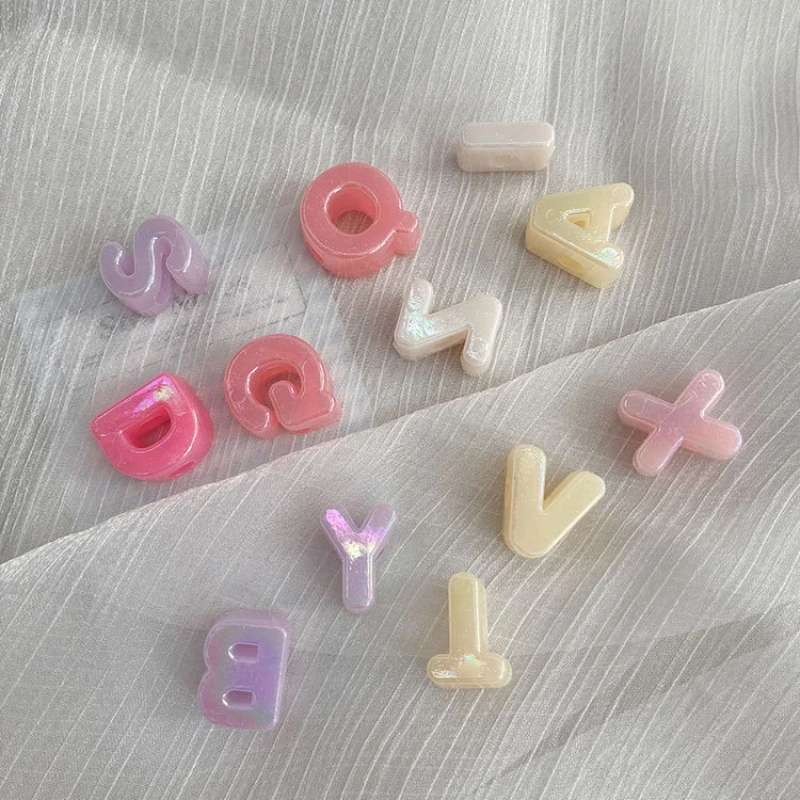 Bonbonfarbene 20mm Schillernde Acryl-Buchstabenperlen DIY-Set Alphabetperlen für Schmuckherstellung Schlüsselanhänger Flechten Basteldekoration – Detail 5