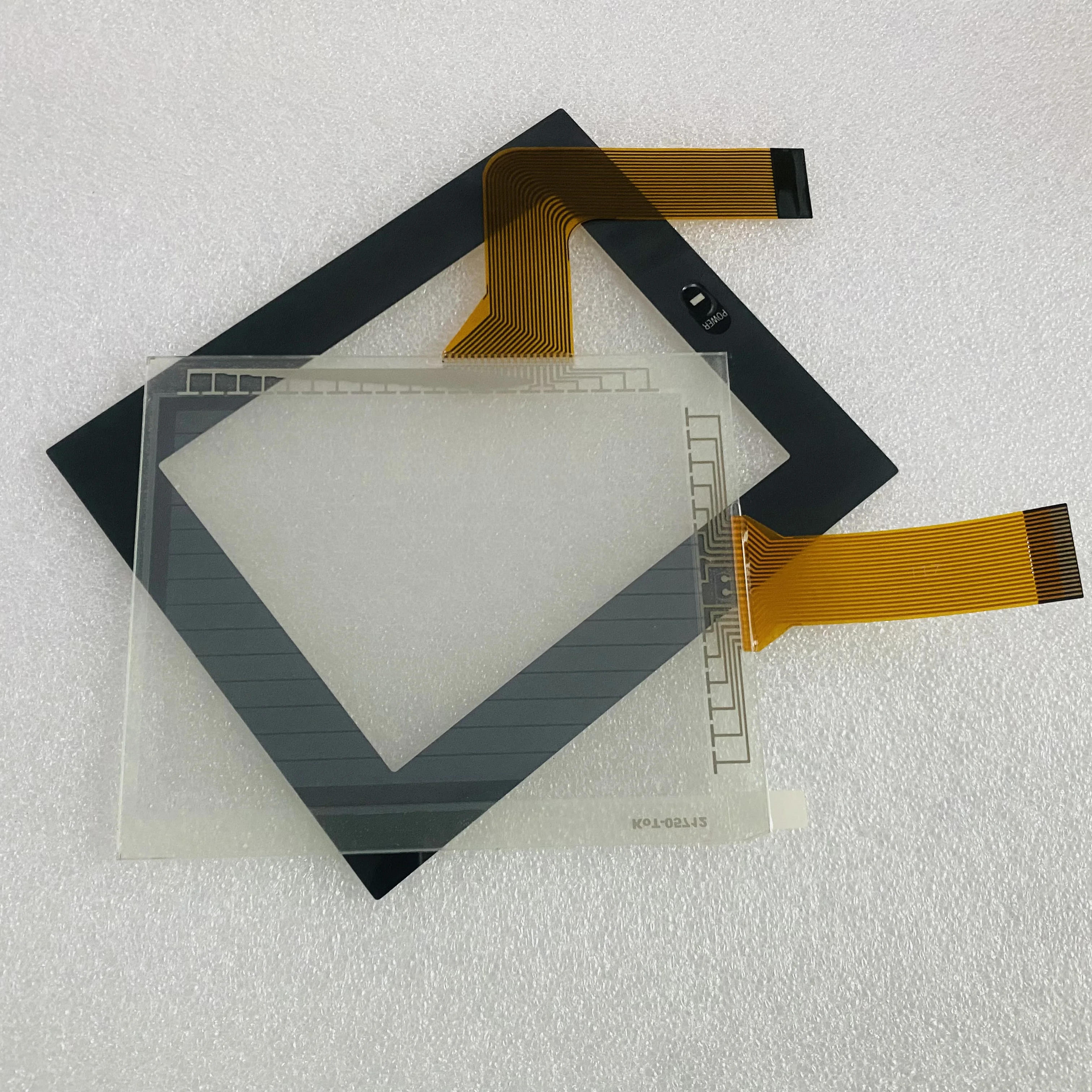 A950GOT-LBD A950GOT-SBD-B A950GOT-SBD-M3-B A950GOT-SBD-M3-H A950GOT-TBD -- Película protectora y panel táctil