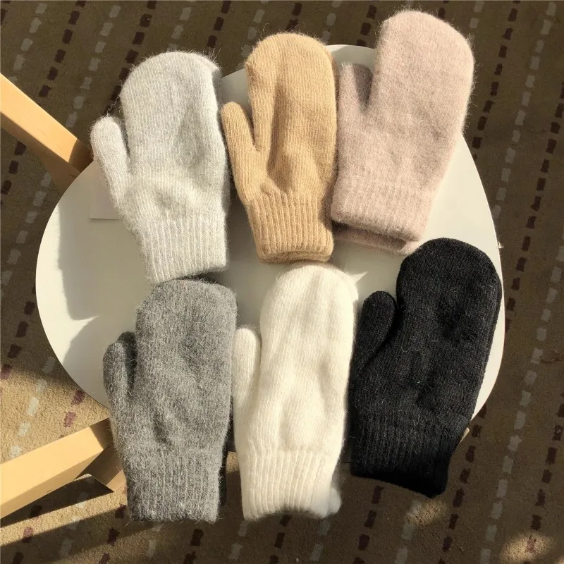 Koreanisches Temperament sanft ins Stil warm Plüsch verdickte Fäustlinge einfache schöne pelzige Strick handschuhe kawaii finger lose Handschuhe Frauen