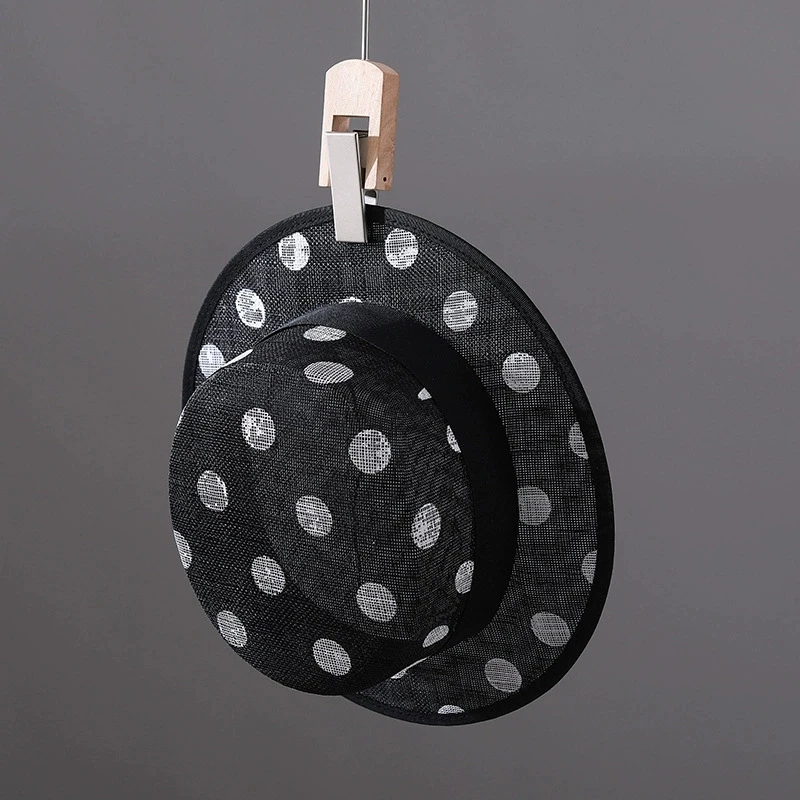 New Summer British Black & White Polka Dot Flat Top Linen Yarn Hat Casual Luxury Women Formal Sun Hats