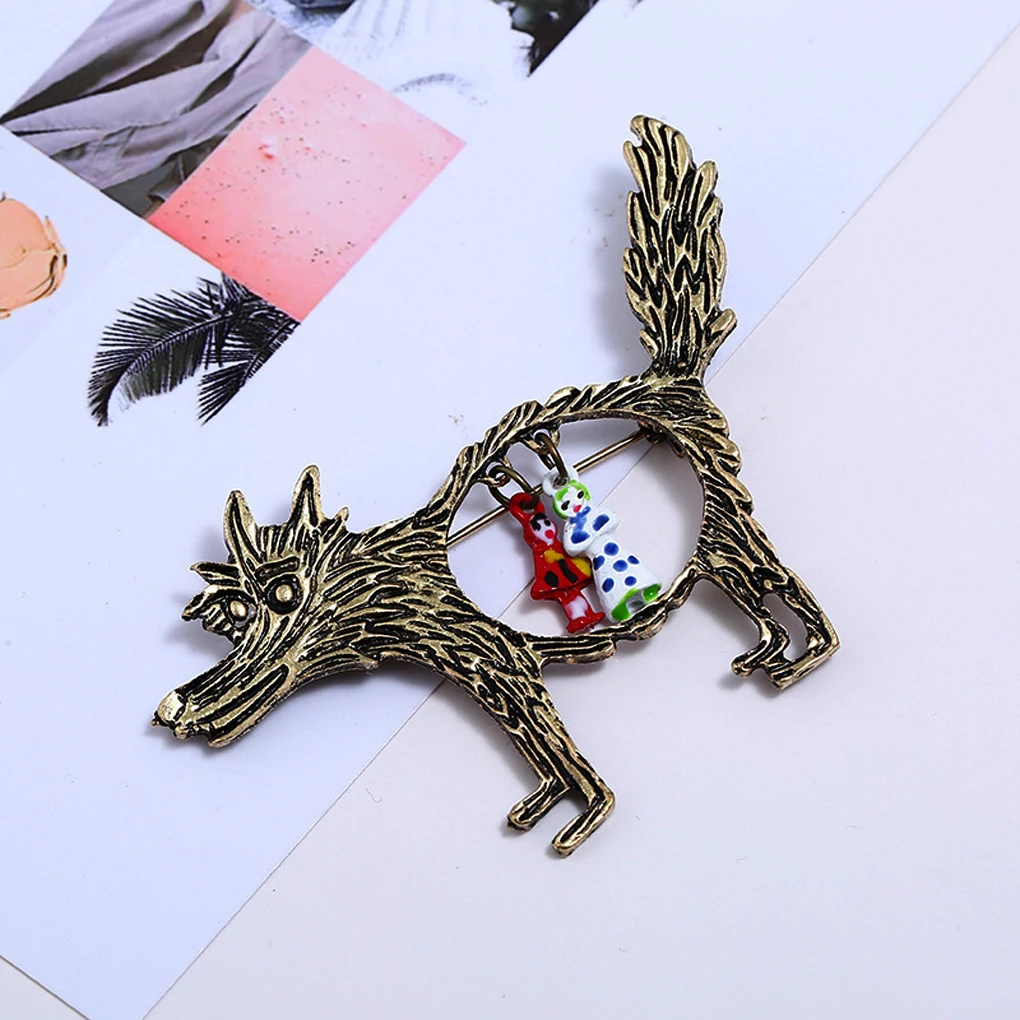 2024 Great Sell Hot Vintage Wolf Brooch Jewelry Little Red Riding Hood Unique Cartoon Punk Brooches Pins For Party