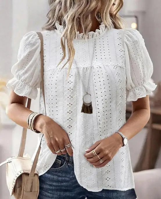 Elegante camicetta con maniche a sbuffo e colletto rialzato con orlo arricciato Top pullover ricamato scavato casual