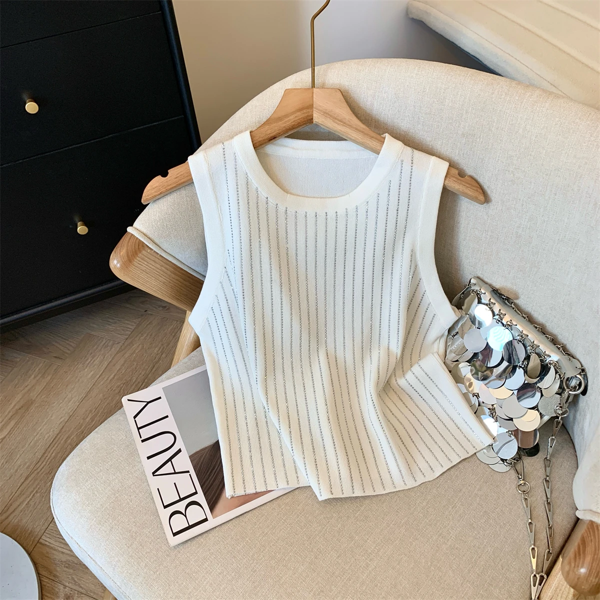 Strass Donna Maglione Gilet 2025 Estate Sottile lavorato a maglia senza maniche O-Collo Crop Top Tees Moda sexy Elegante Chic Ladies Jumpe